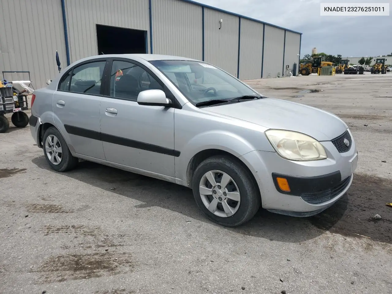 2007 Kia Rio Base VIN: KNADE123276251011 Lot: 63081555