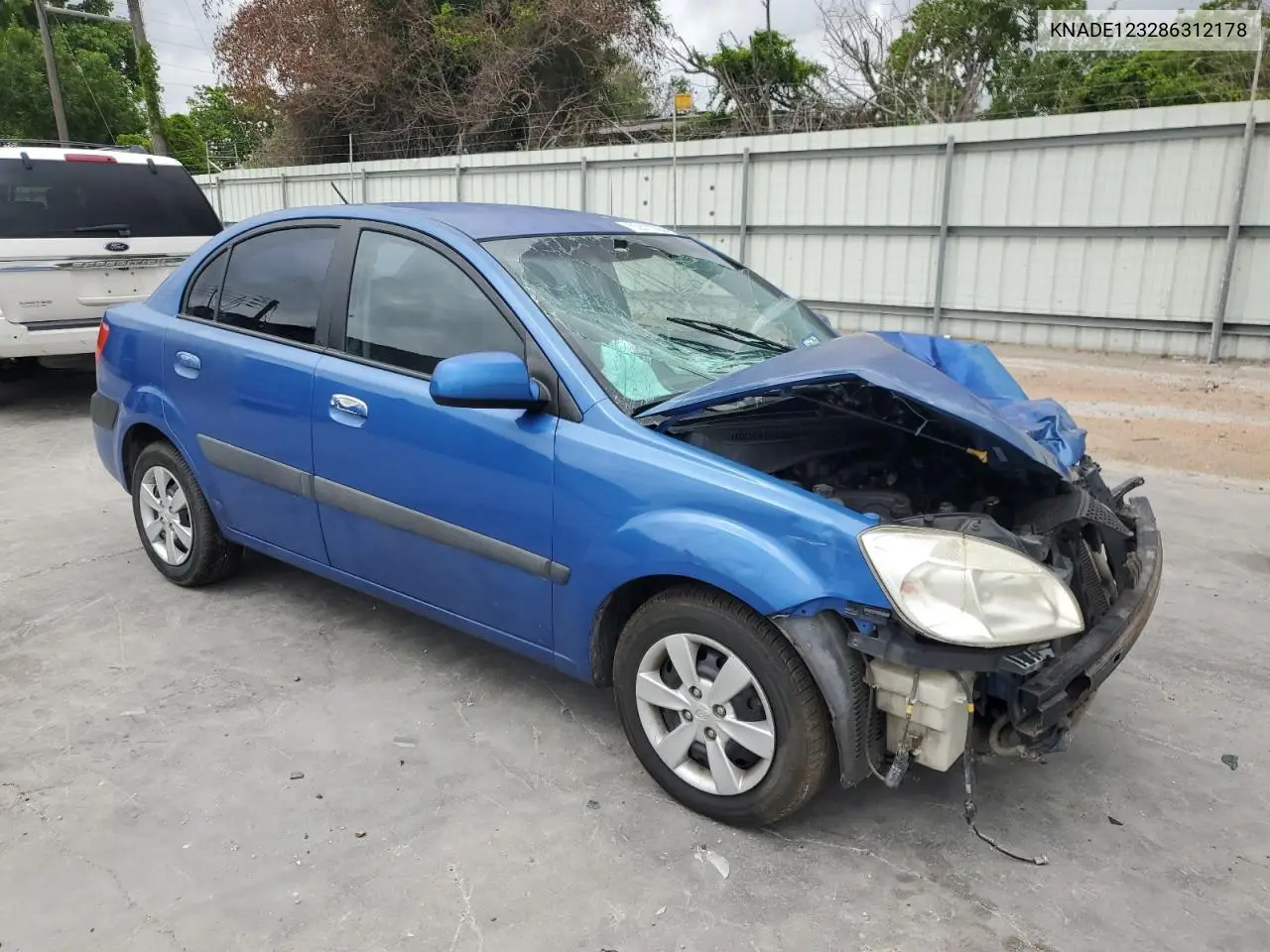 2008 Kia Rio Base VIN: KNADE123286312178 Lot: 55810005