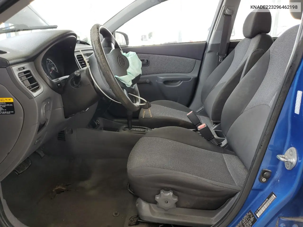 2009 Kia Rio Base VIN: KNADE223296462198 Lot: 65591425