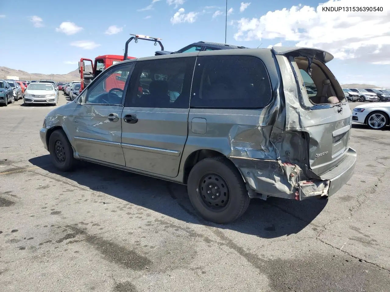 2003 Kia Sedona Ex VIN: KNDUP131536390540 Lot: 53067855