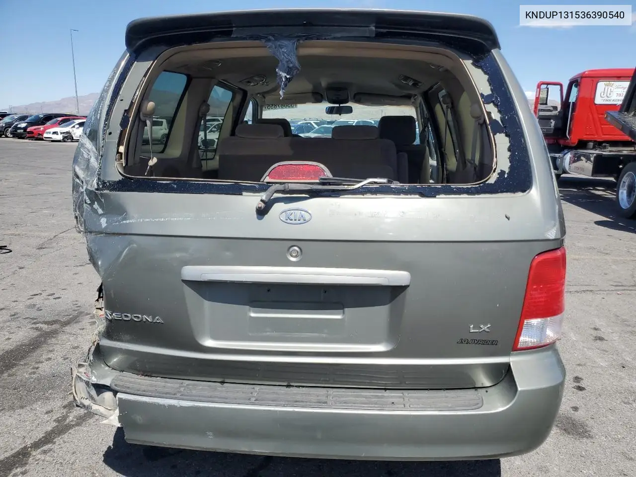 2003 Kia Sedona Ex VIN: KNDUP131536390540 Lot: 53067855