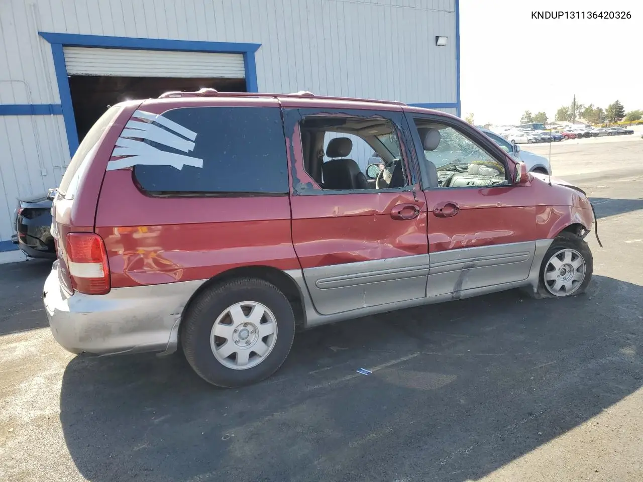 2003 Kia Sedona Ex VIN: KNDUP131136420326 Lot: 62936185