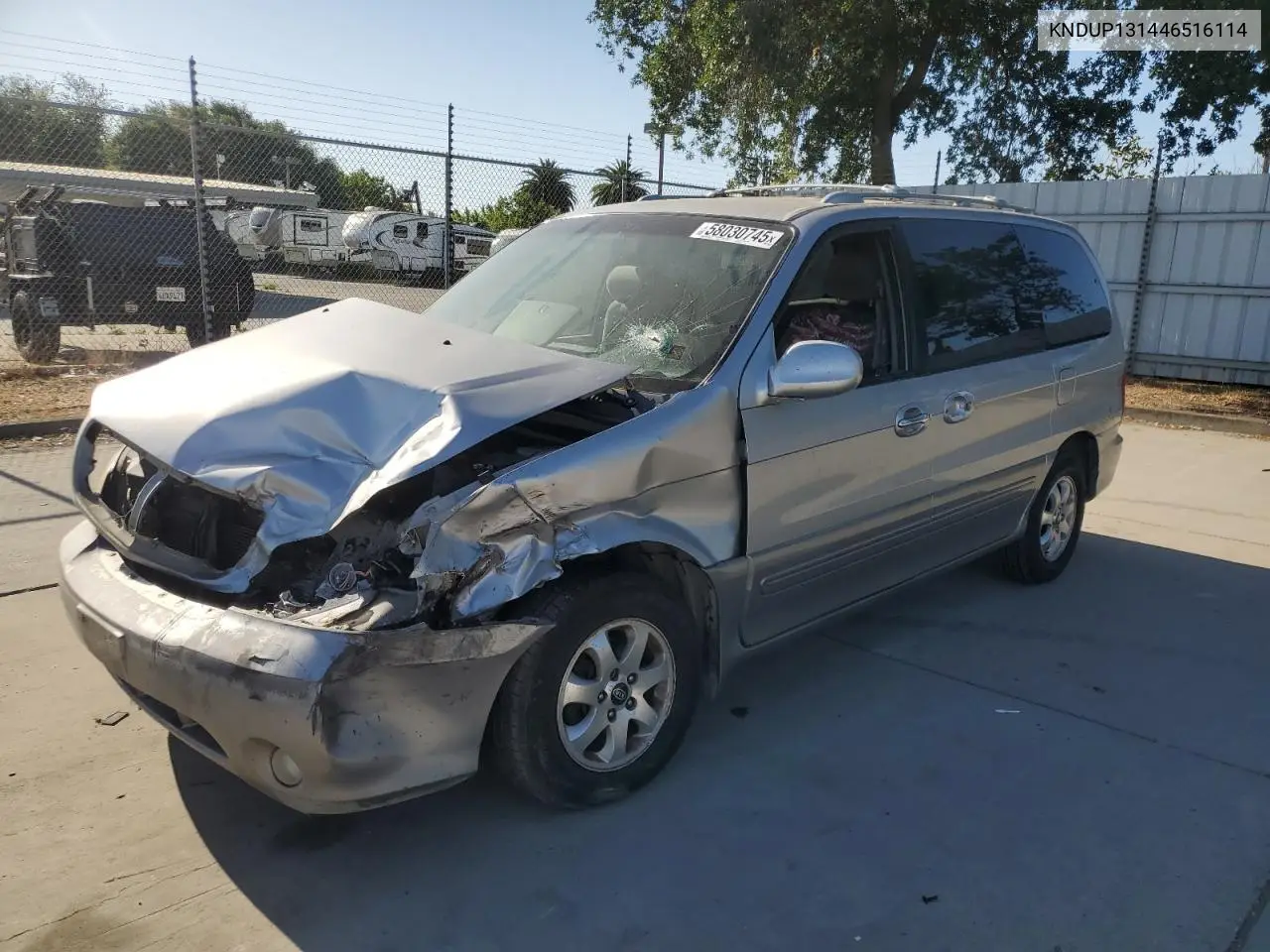 2004 Kia Sedona Ex VIN: KNDUP131446516114 Lot: 58030745
