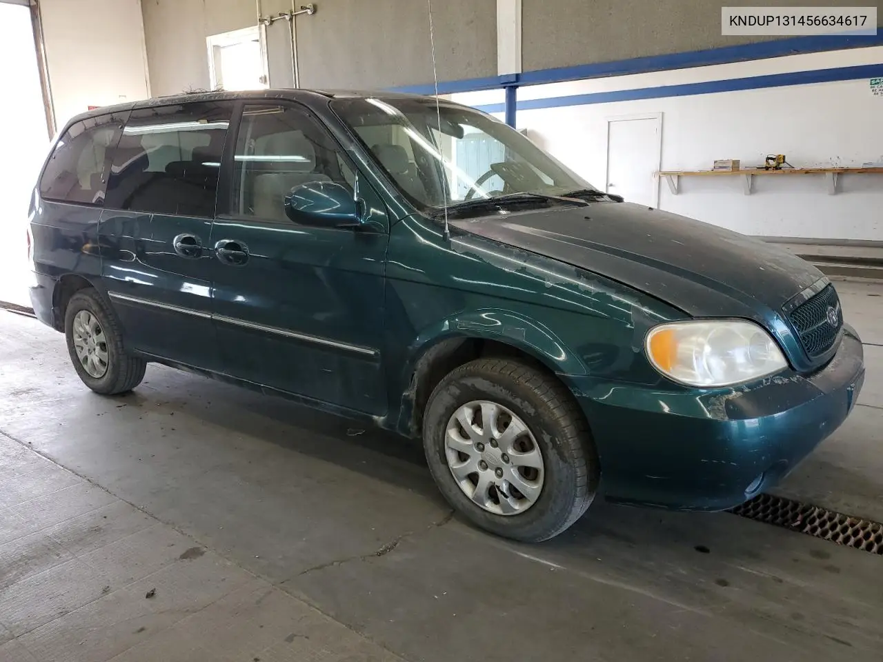 2005 Kia Sedona Ex VIN: KNDUP131456634617 Lot: 62830375