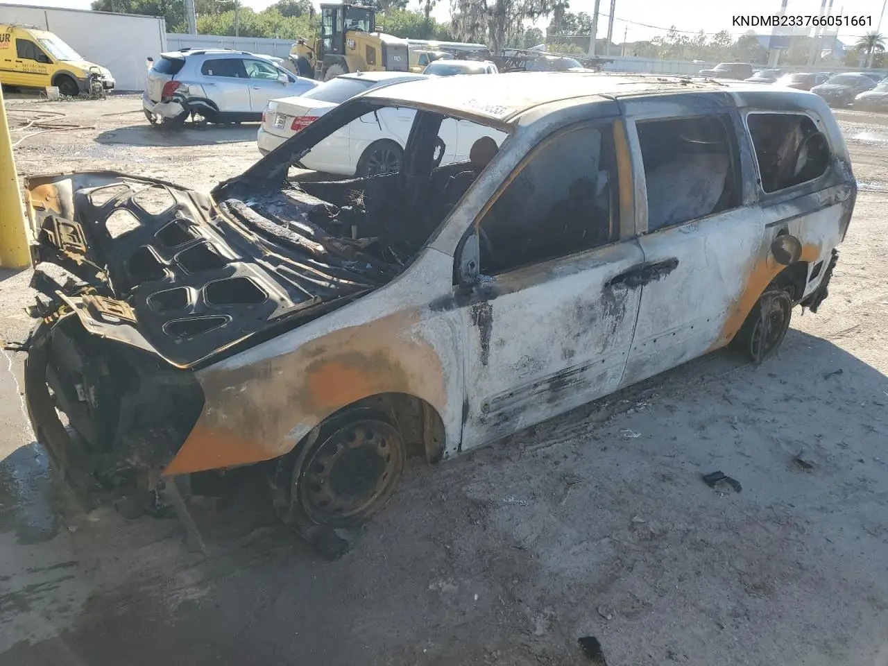2006 Kia Sedona Ex VIN: KNDMB233766051661 Lot: 52422895