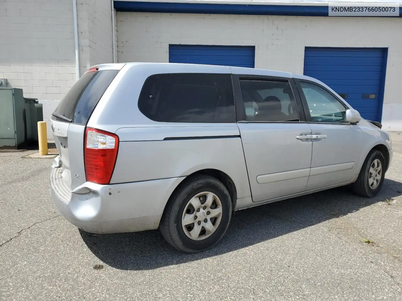 2006 Kia Sedona Ex VIN: KNDMB233766050073 Lot: 56352225