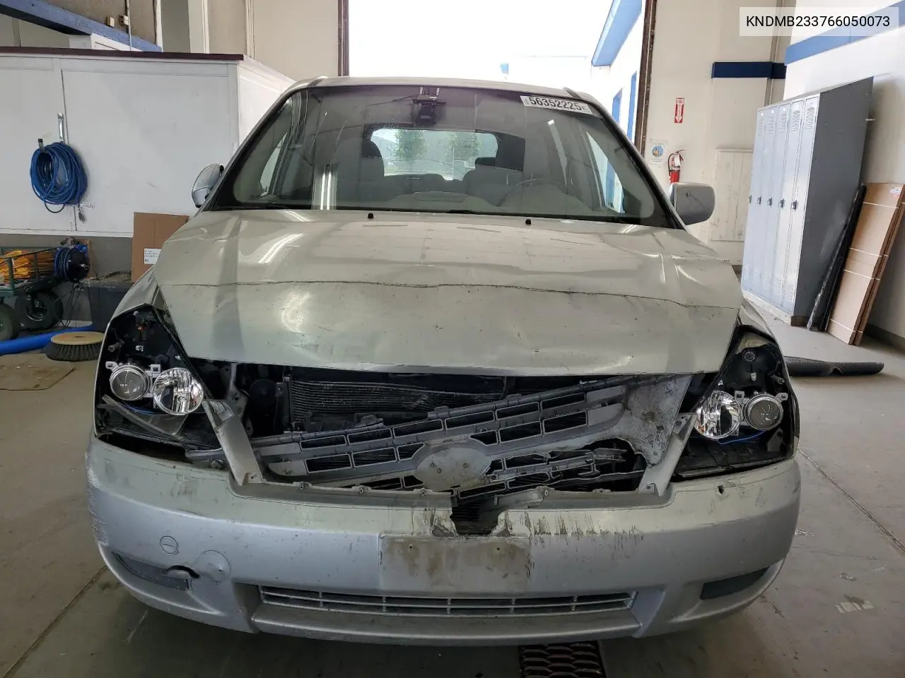 2006 Kia Sedona Ex VIN: KNDMB233766050073 Lot: 56352225