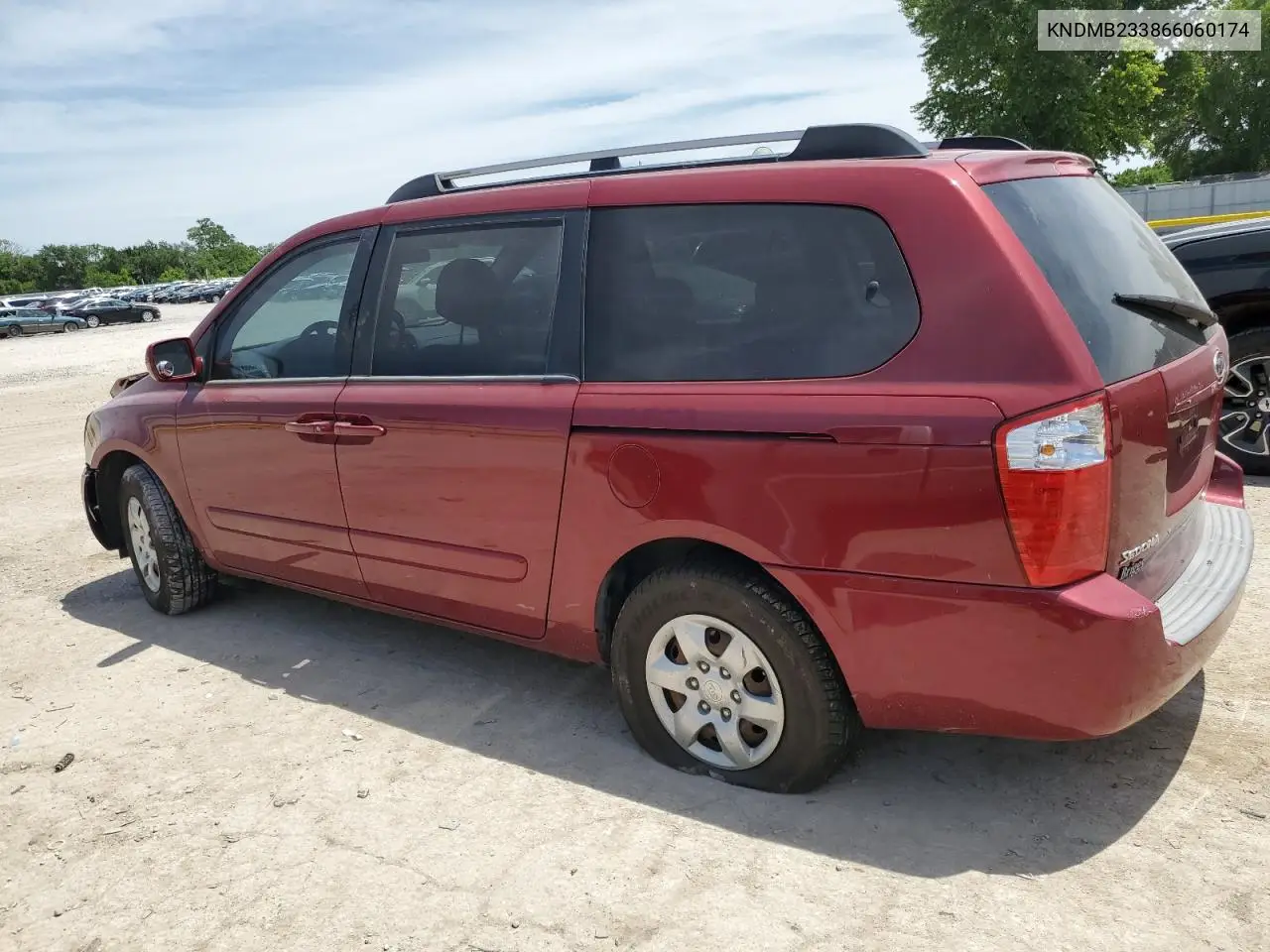 2006 Kia Sedona Ex VIN: KNDMB233866060174 Lot: 63053655