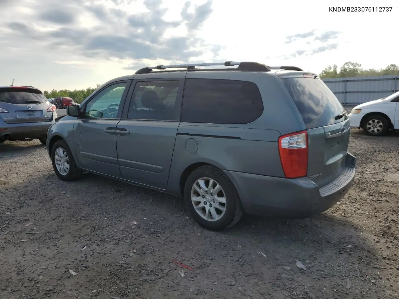2007 Kia Sedona Ex VIN: KNDMB233076112737 Lot: 56305385