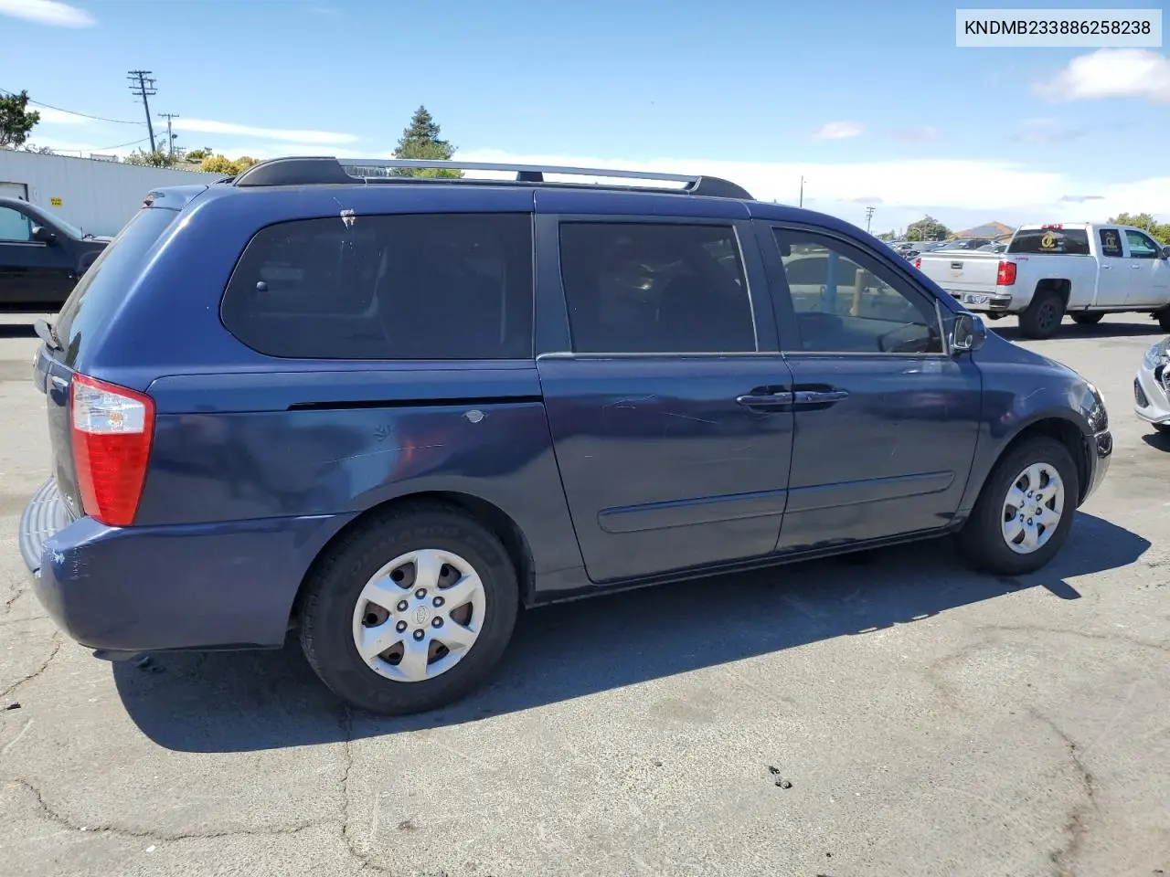 2008 Kia Sedona Ex VIN: KNDMB233886258238 Lot: 65811185