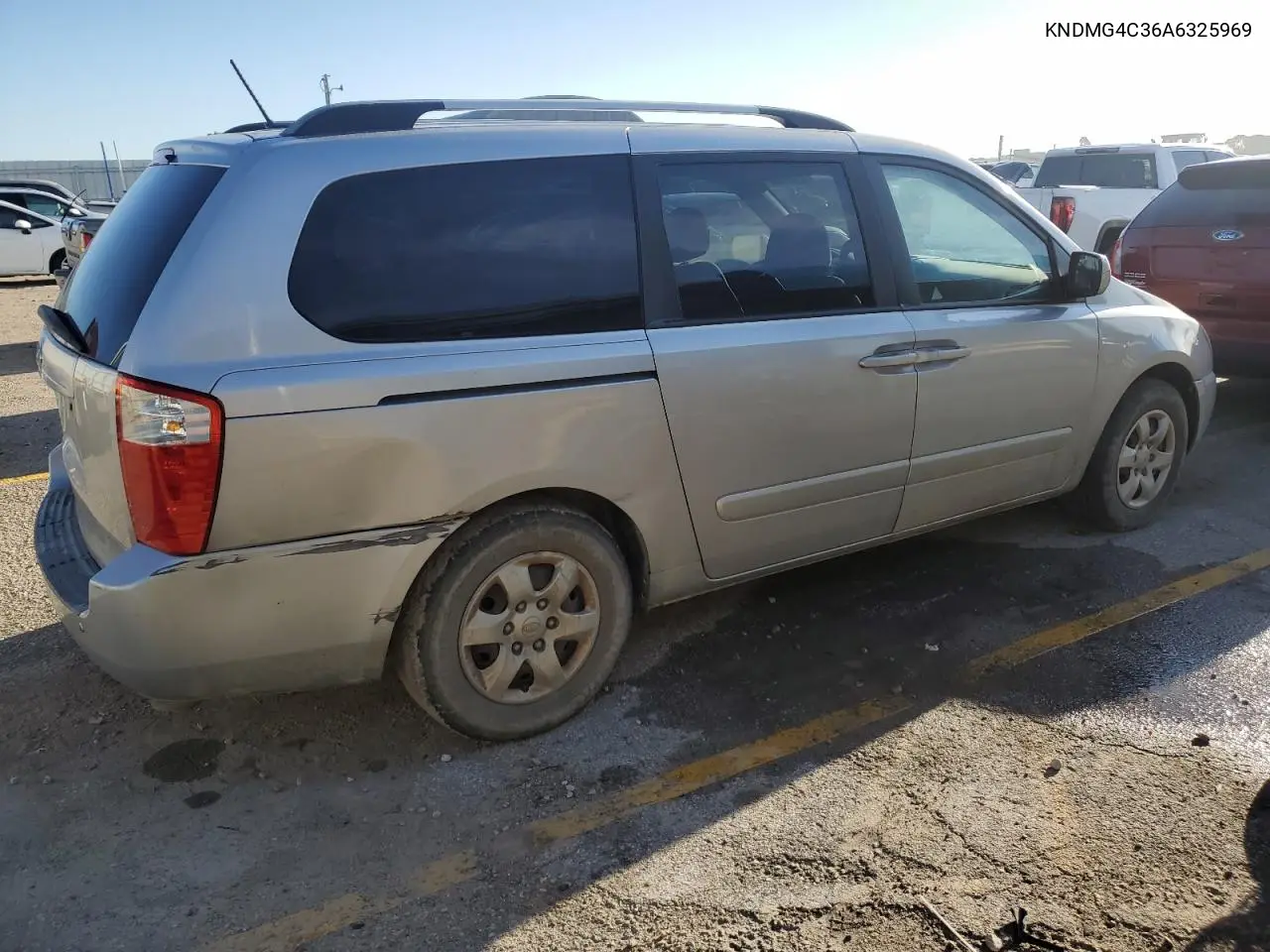 2010 Kia Sedona Lx VIN: KNDMG4C36A6325969 Lot: 62947995