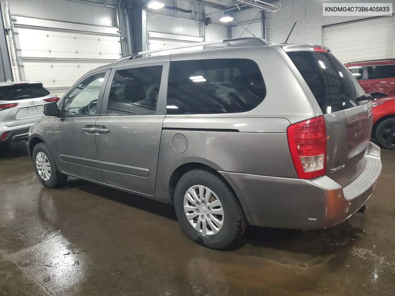 2011 Kia Sedona Lx VIN: KNDMG4C73B6405833 Lot: 56179945