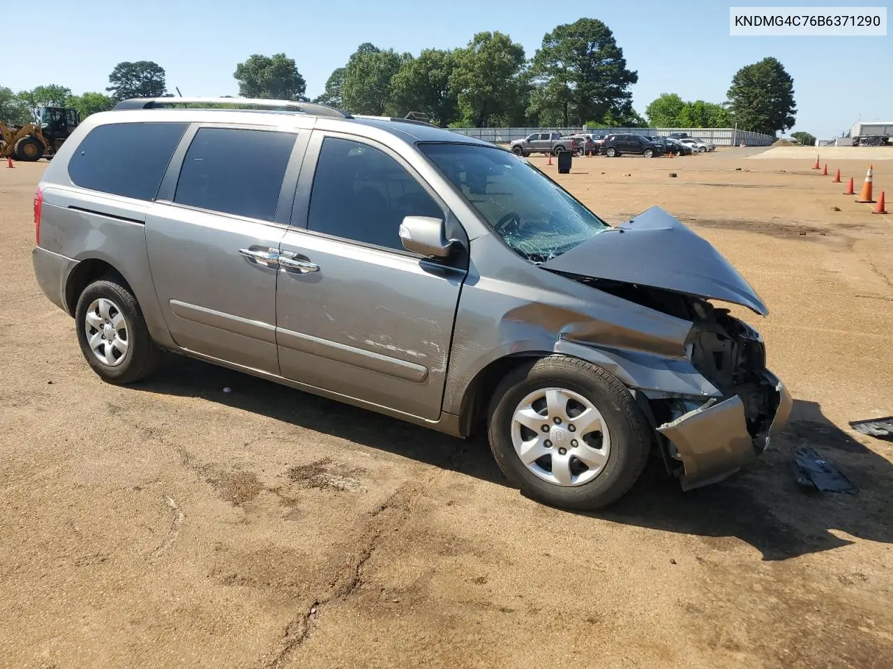 2011 Kia Sedona Lx VIN: KNDMG4C76B6371290 Lot: 56292655