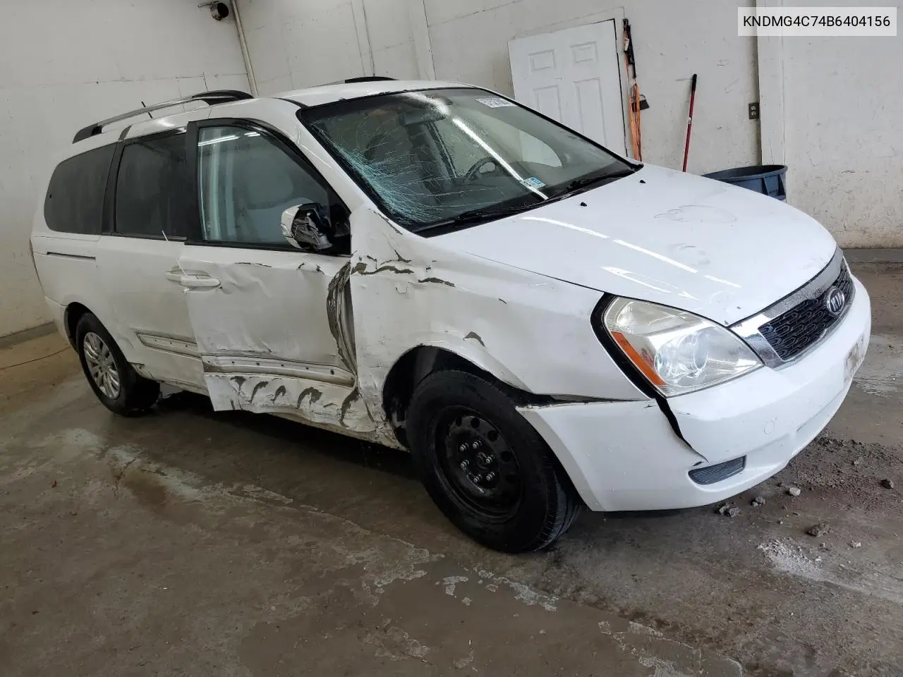 2011 Kia Sedona Lx VIN: KNDMG4C74B6404156 Lot: 57527605