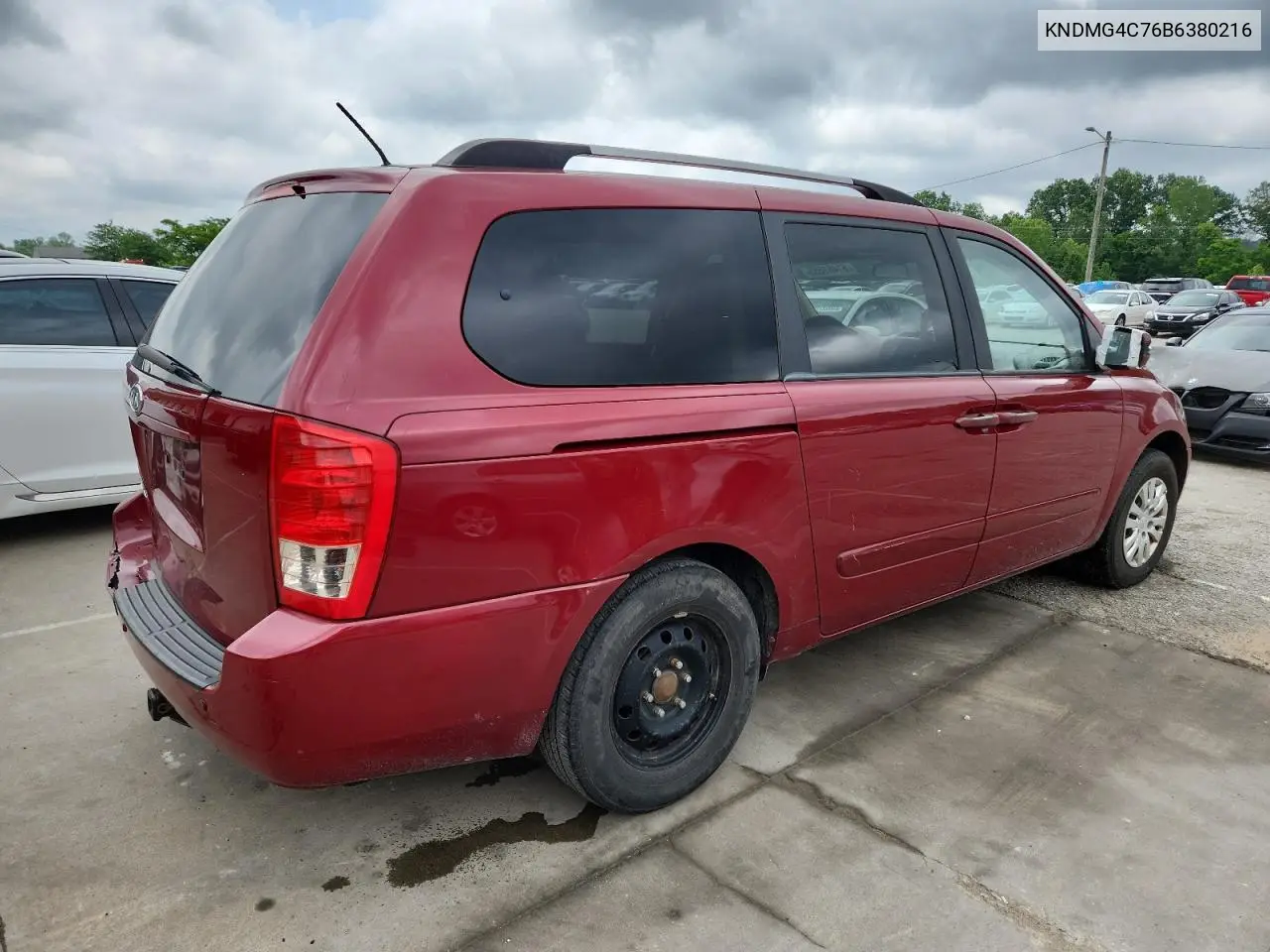 2011 Kia Sedona Lx VIN: KNDMG4C76B6380216 Lot: 61461555