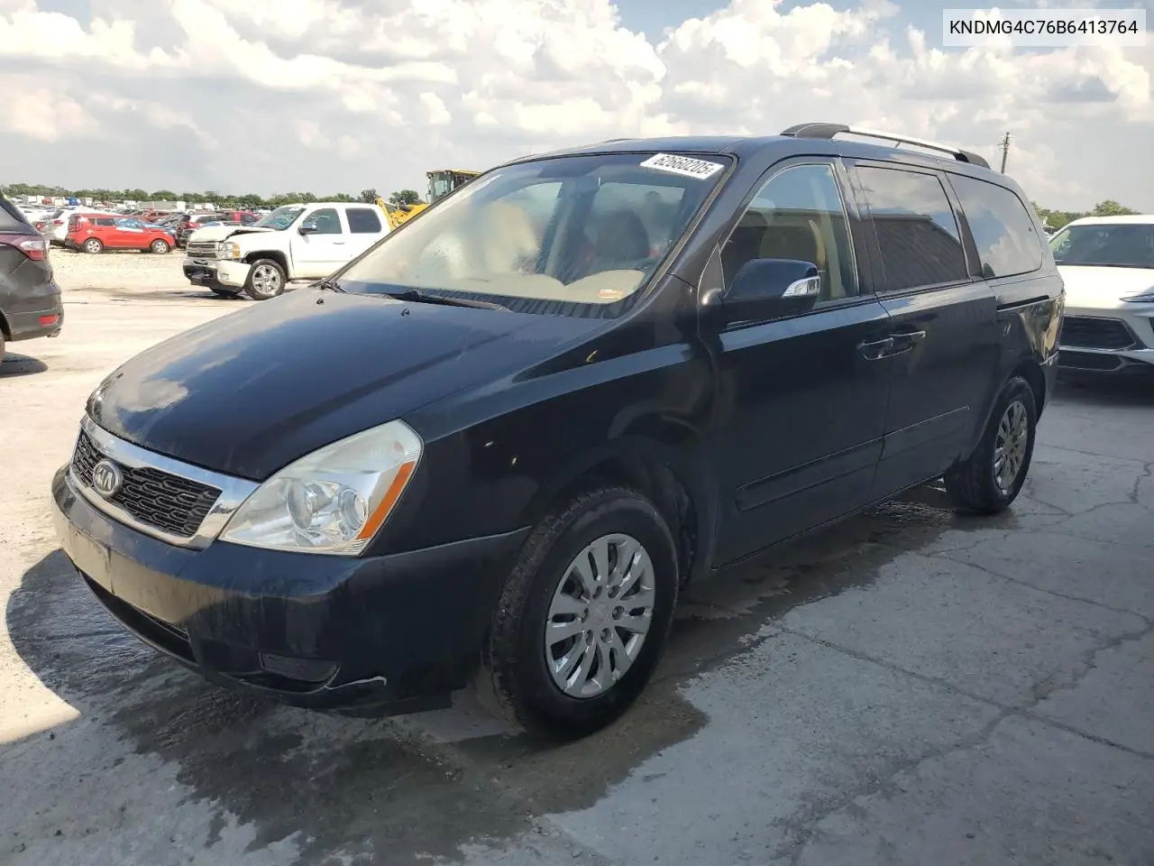 2011 Kia Sedona Lx VIN: KNDMG4C76B6413764 Lot: 62660205