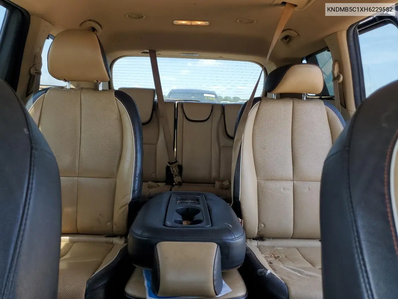 2017 Kia Sedona Lx VIN: KNDMB5C1XH6229582 Lot: 62896645