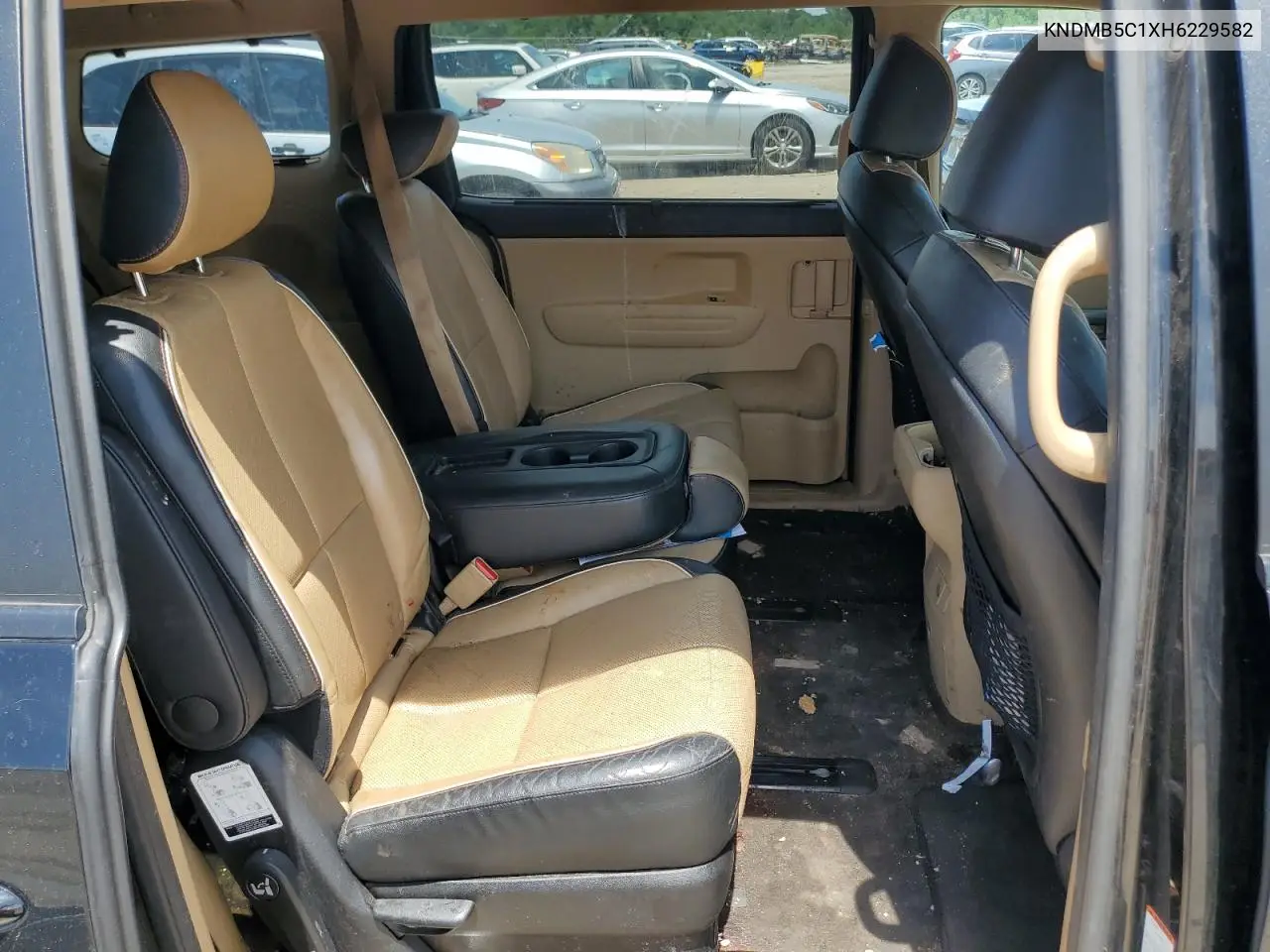 2017 Kia Sedona Lx VIN: KNDMB5C1XH6229582 Lot: 62896645
