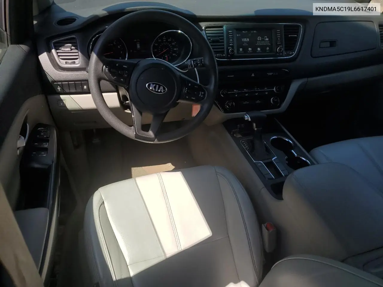 2020 Kia Sedona L VIN: KNDMA5C19L6617401 Lot: 56564135