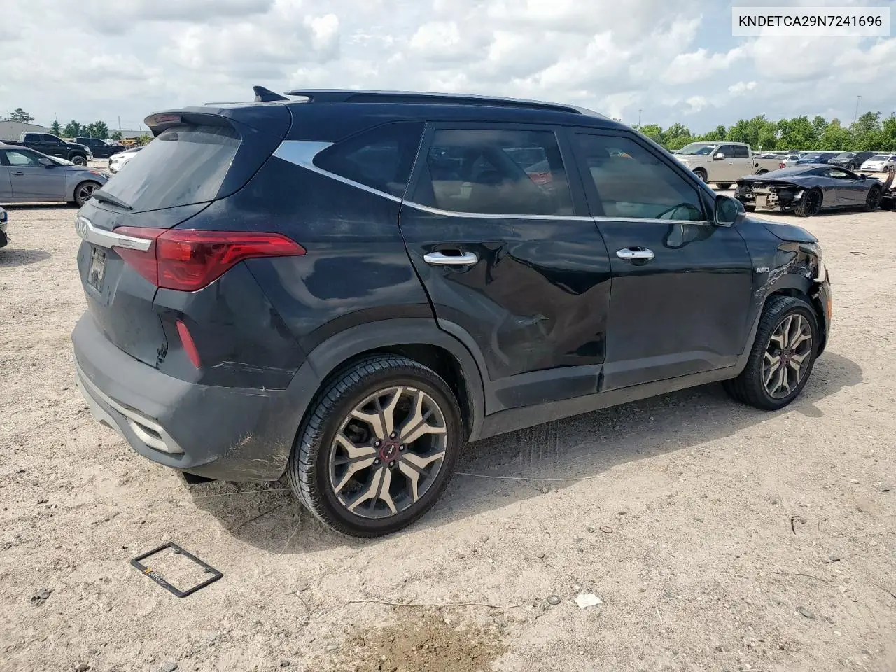2022 Kia Seltos Sx VIN: KNDETCA29N7241696 Lot: 64478725