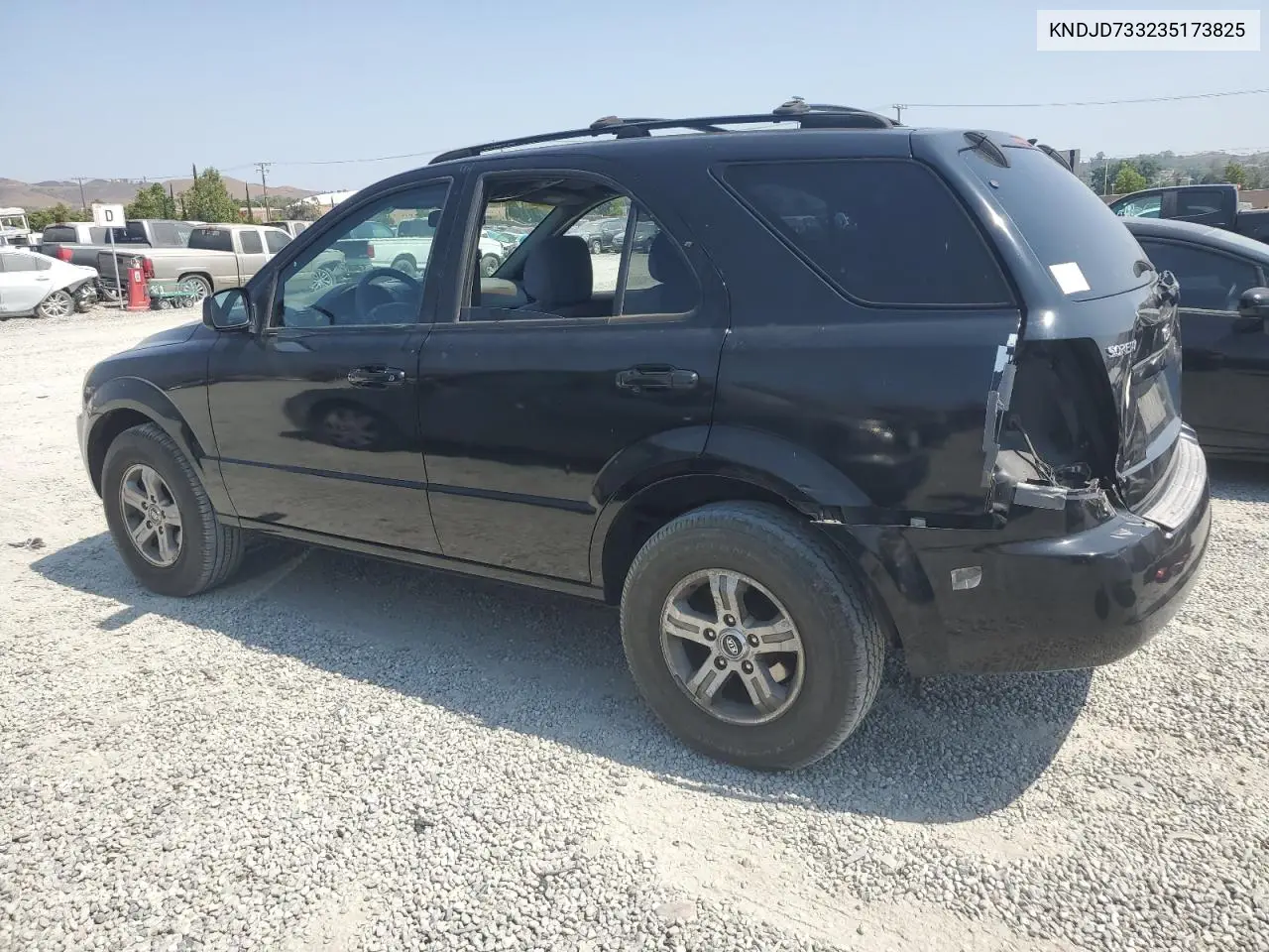 2003 Kia Sorento Ex VIN: KNDJD733235173825 Lot: 62675685