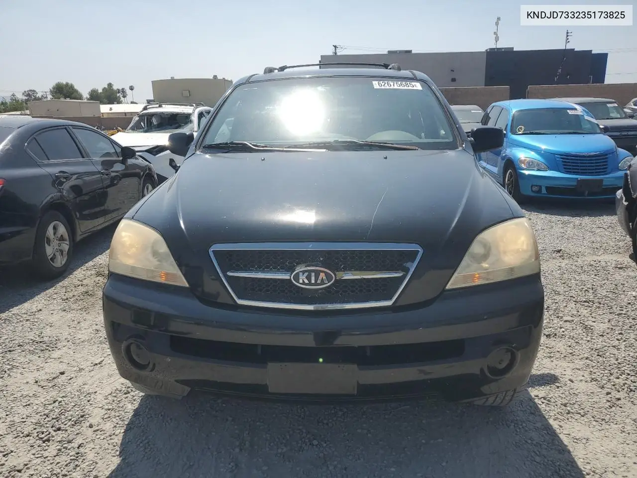 2003 Kia Sorento Ex VIN: KNDJD733235173825 Lot: 62675685