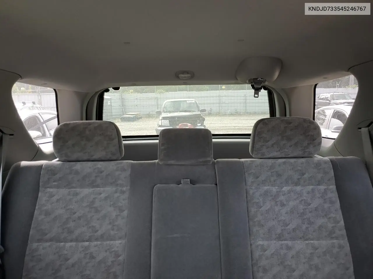 2004 Kia Sorento Ex VIN: KNDJD733545246767 Lot: 56669605