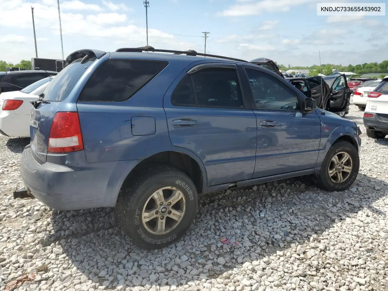 2005 Kia Sorento Ex VIN: KNDJC733655453902 Lot: 56118415