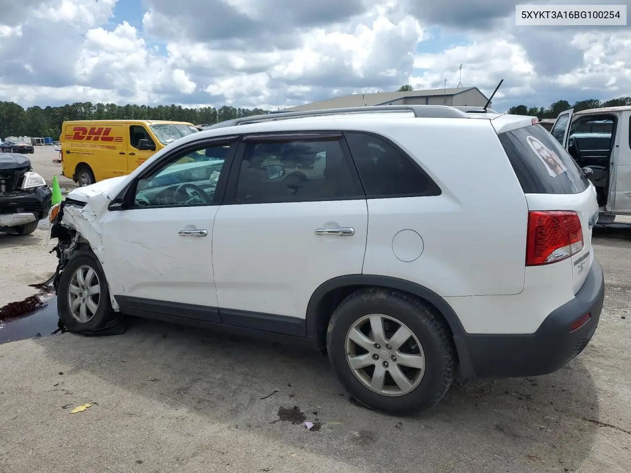 2011 Kia Sorento Base VIN: 5XYKT3A16BG100254 Lot: 56746485