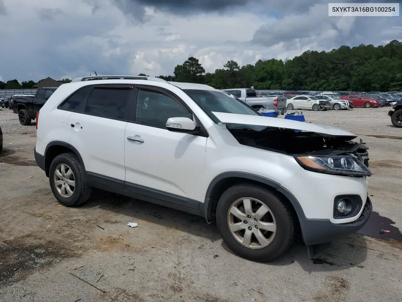 2011 Kia Sorento Base VIN: 5XYKT3A16BG100254 Lot: 56746485