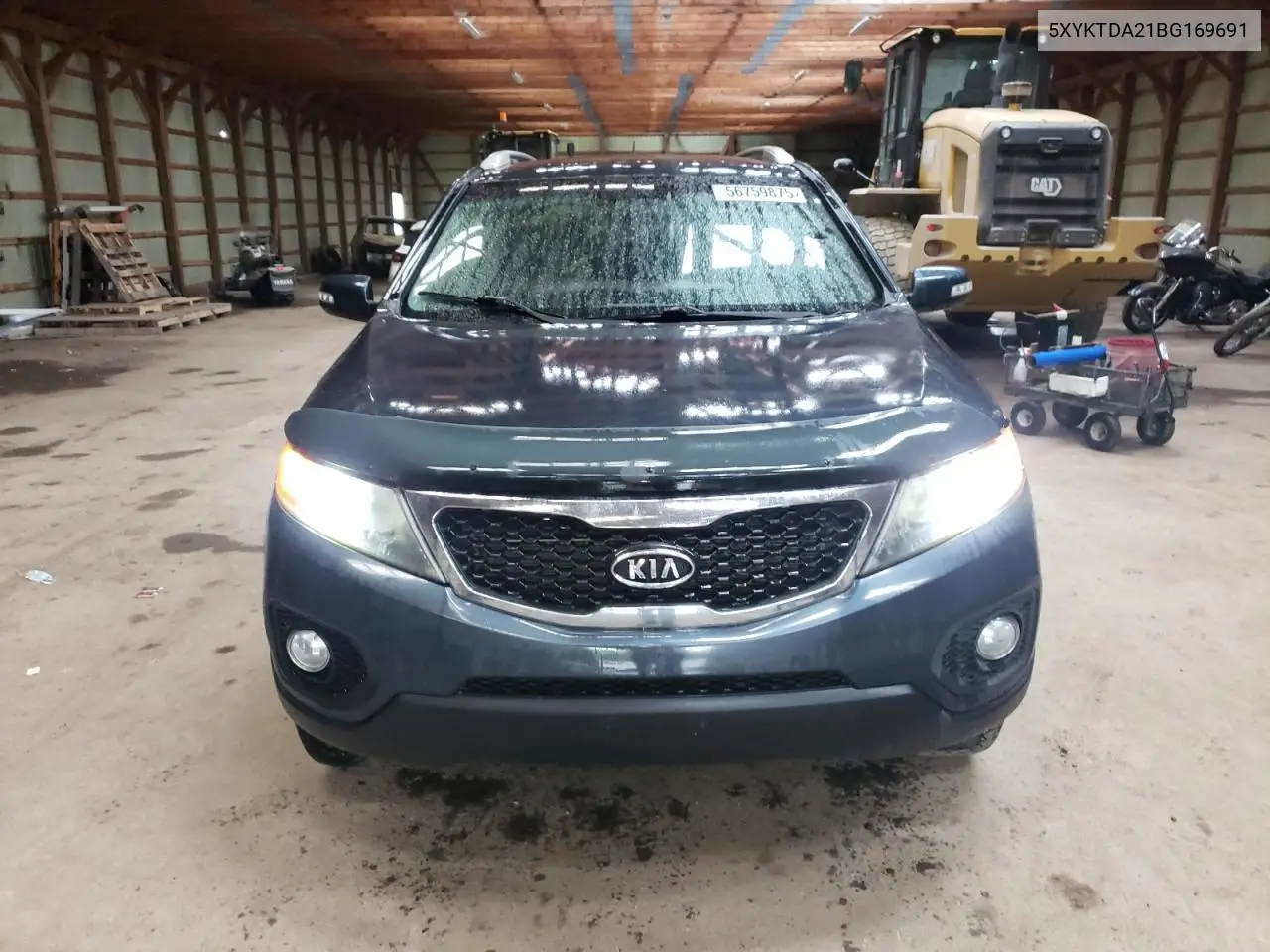2011 Kia Sorento Base VIN: 5XYKTDA21BG169691 Lot: 56759875