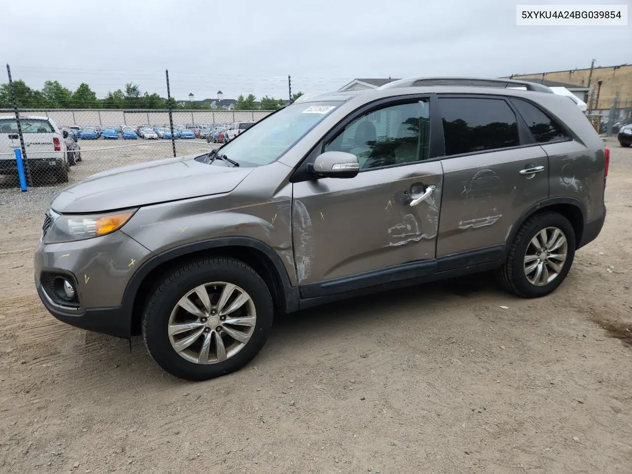 2011 Kia Sorento Ex VIN: 5XYKU4A24BG039854 Lot: 62315435