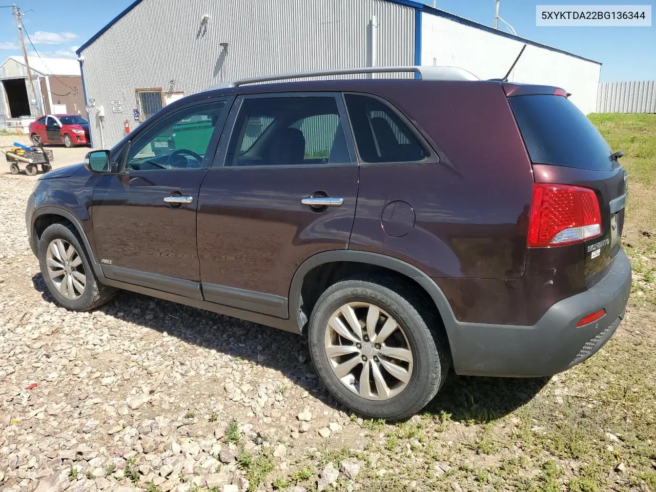 2011 Kia Sorento Base VIN: 5XYKTDA22BG136344 Lot: 63240055