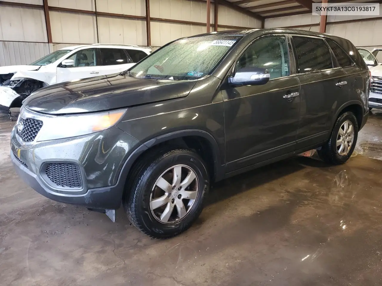 2012 Kia Sorento Base VIN: 5XYKT3A13CG193817 Lot: 56641145