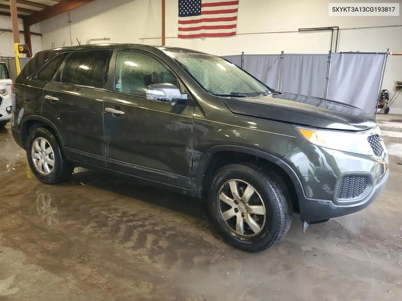 2012 Kia Sorento Base VIN: 5XYKT3A13CG193817 Lot: 56641145