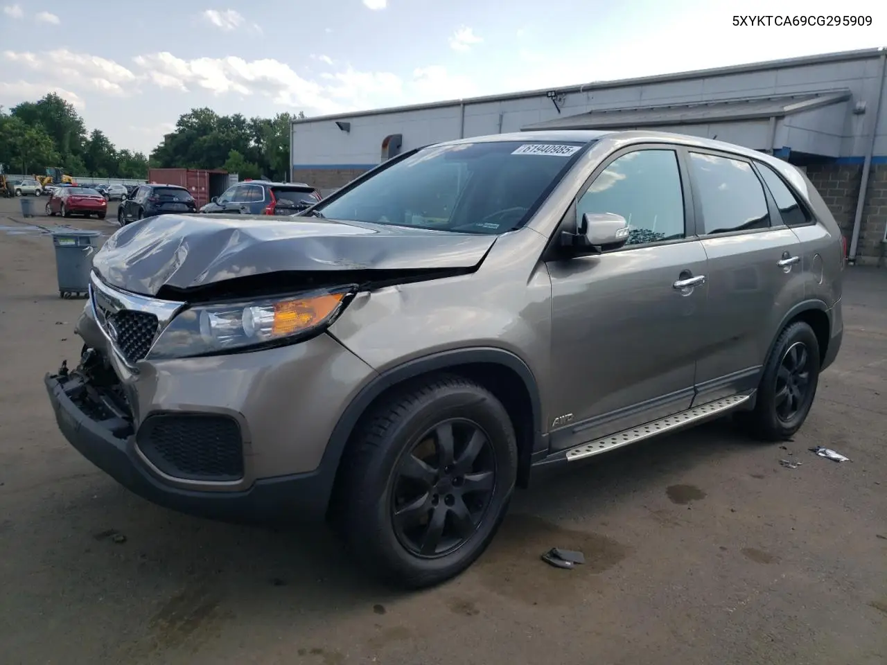 2012 Kia Sorento Base VIN: 5XYKTCA69CG295909 Lot: 61940985