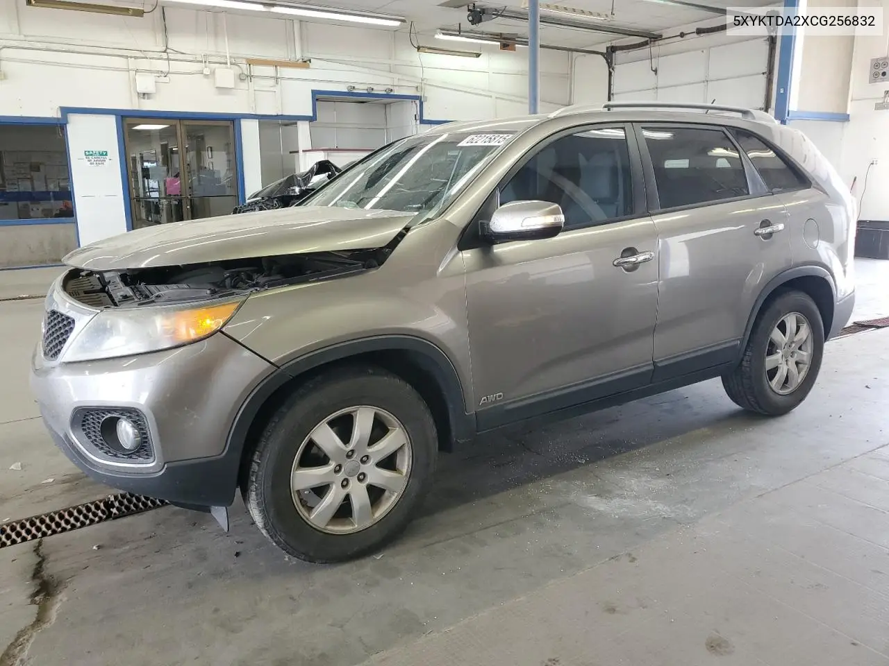 2012 Kia Sorento Base VIN: 5XYKTDA2XCG256832 Lot: 62215815
