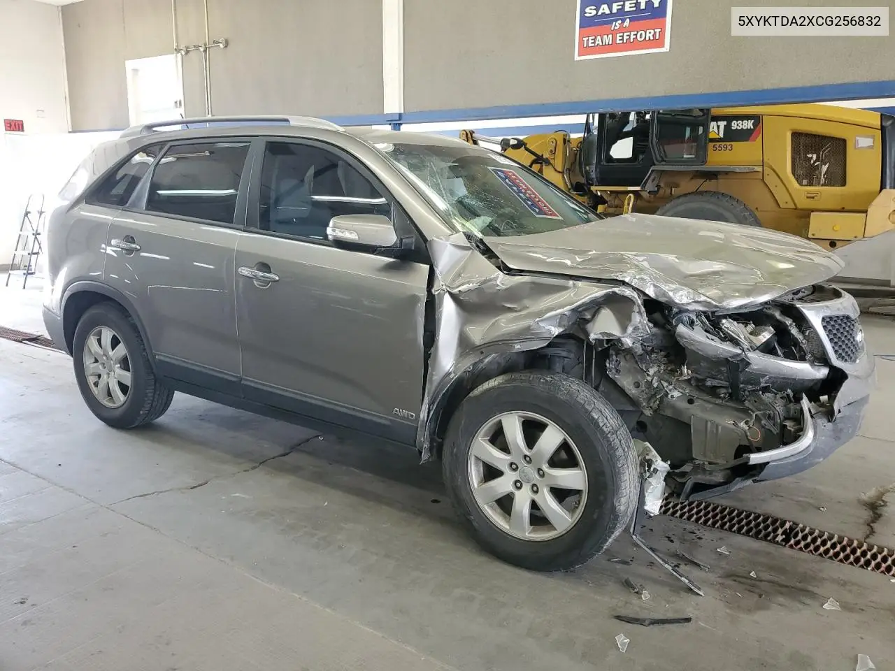 2012 Kia Sorento Base VIN: 5XYKTDA2XCG256832 Lot: 62215815