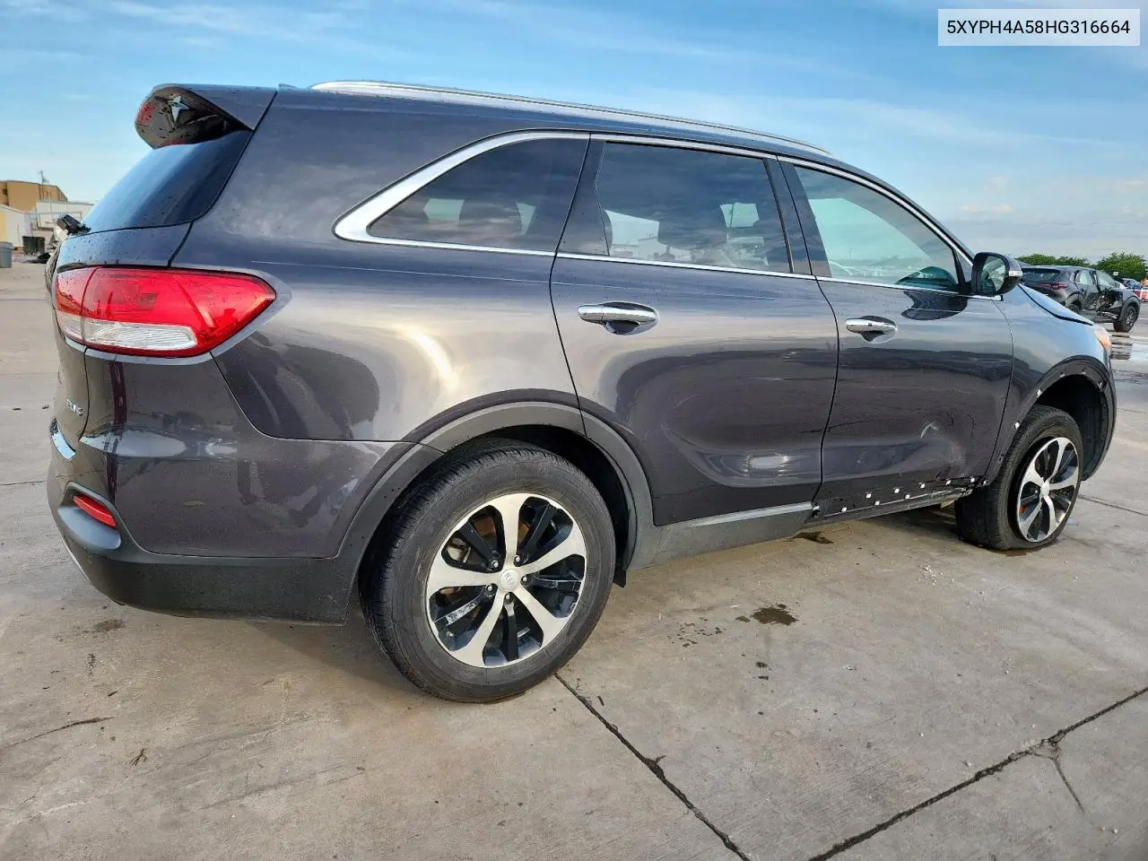 2017 Kia Sorento Ex VIN: 5XYPH4A58HG316664 Lot: 58795395
