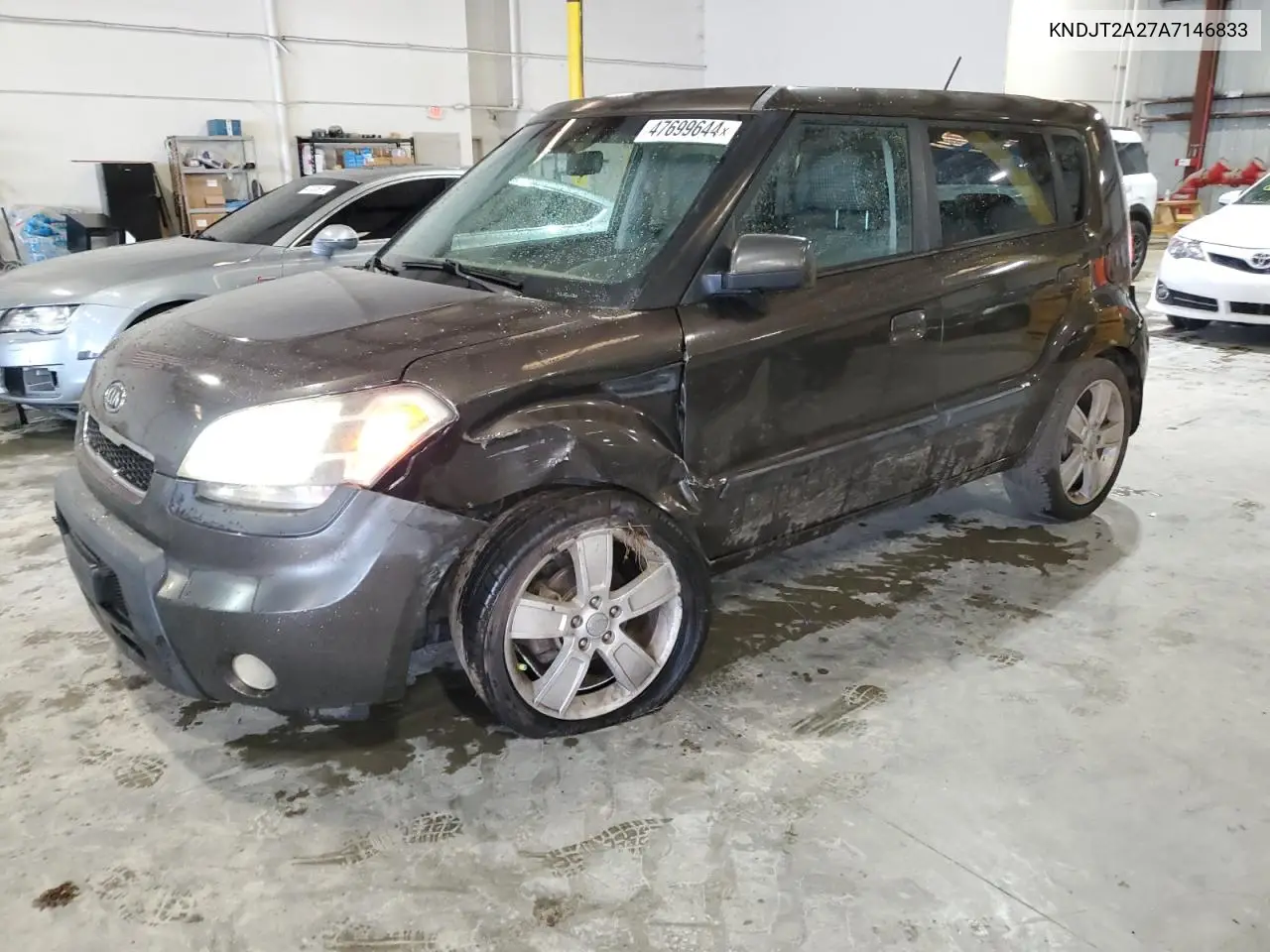 2010 Kia Soul + VIN: KNDJT2A27A7146833 Lot: 47699644