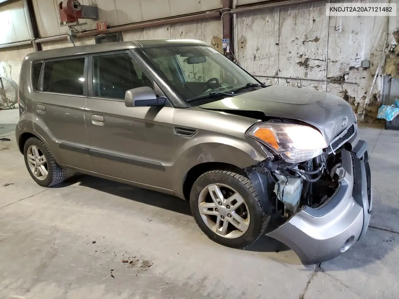 2010 Kia Soul + VIN: KNDJT2A20A7121482 Lot: 56365295