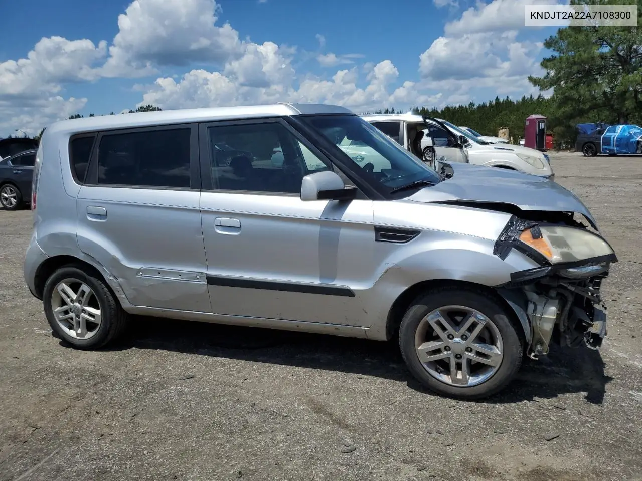 2010 Kia Soul + VIN: KNDJT2A22A7108300 Lot: 56661755