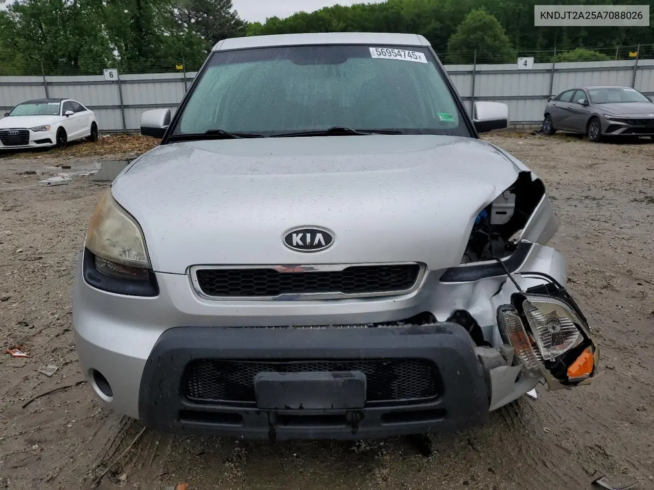 2010 Kia Soul + VIN: KNDJT2A25A7088026 Lot: 56954745