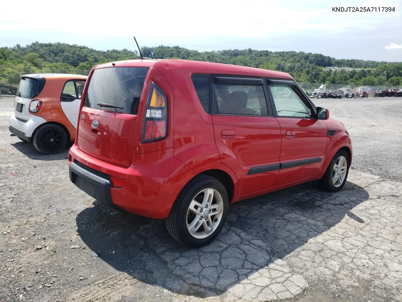 2010 Kia Soul + VIN: KNDJT2A25A7117394 Lot: 65096305