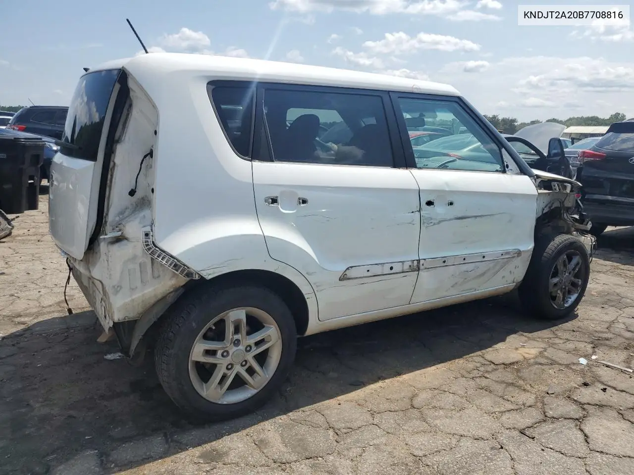 2011 Kia Soul + VIN: KNDJT2A20B7708816 Lot: 61721625