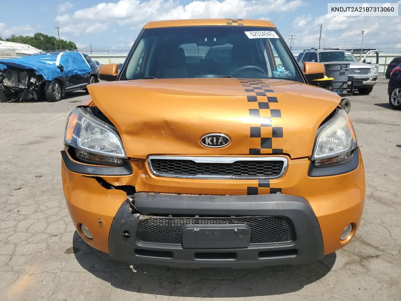2011 Kia Soul + VIN: KNDJT2A21B7313060 Lot: 62034945