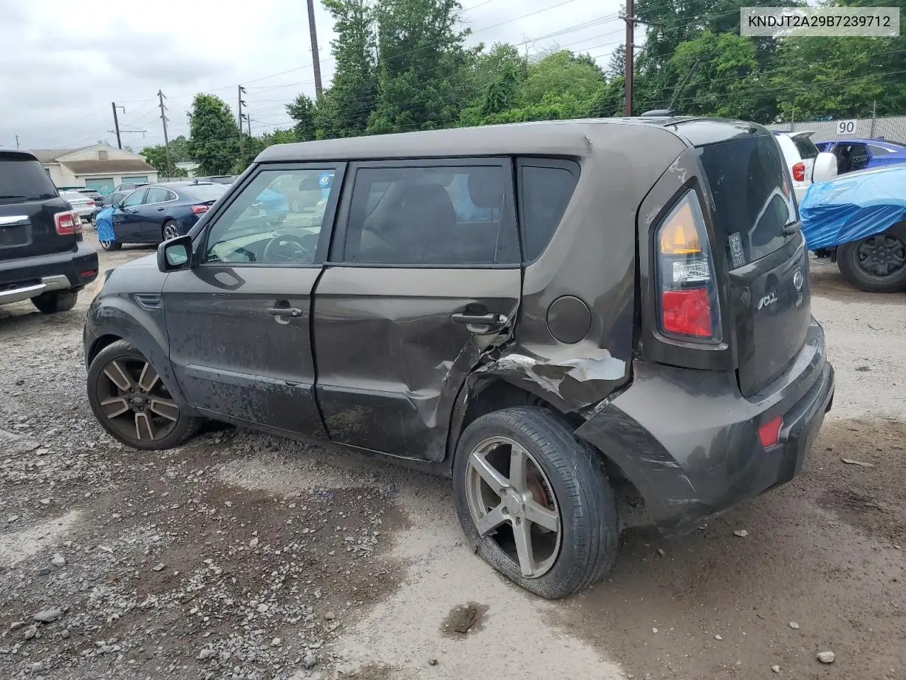 2011 Kia Soul + VIN: KNDJT2A29B7239712 Lot: 62311575