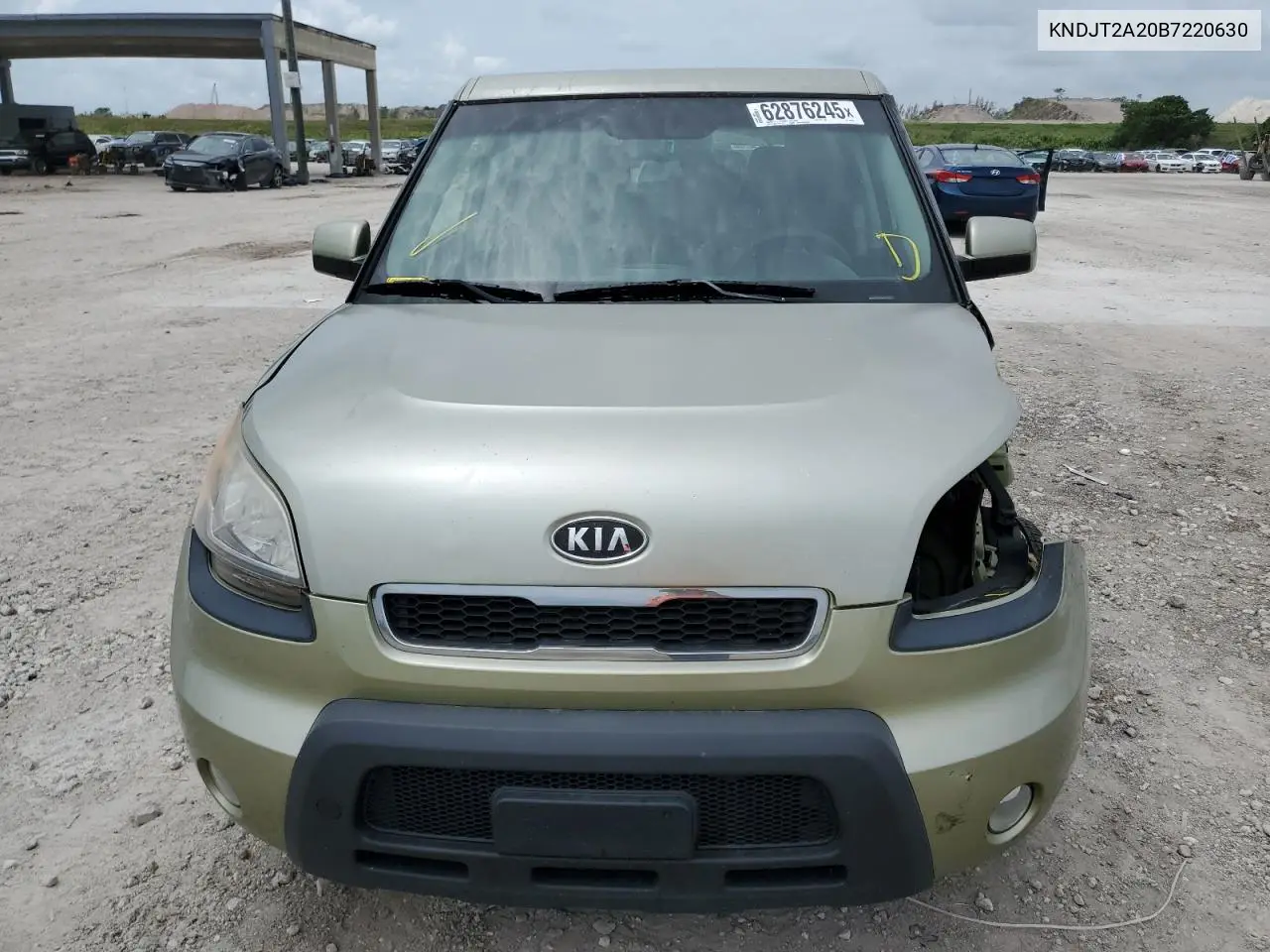 2011 Kia Soul + VIN: KNDJT2A20B7220630 Lot: 62876245