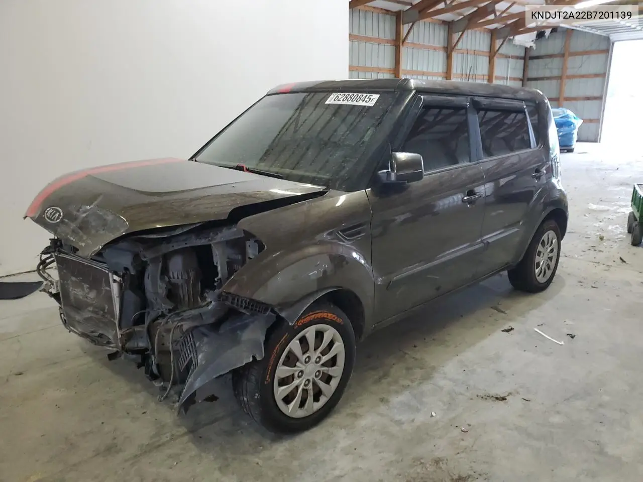 2011 Kia Soul + VIN: KNDJT2A22B7201139 Lot: 62880845