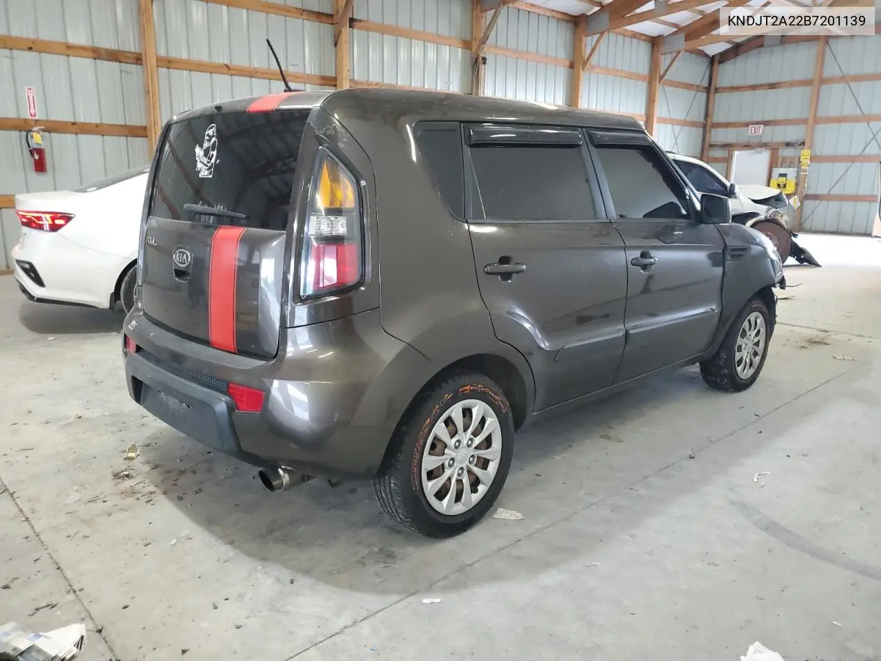 2011 Kia Soul + VIN: KNDJT2A22B7201139 Lot: 62880845